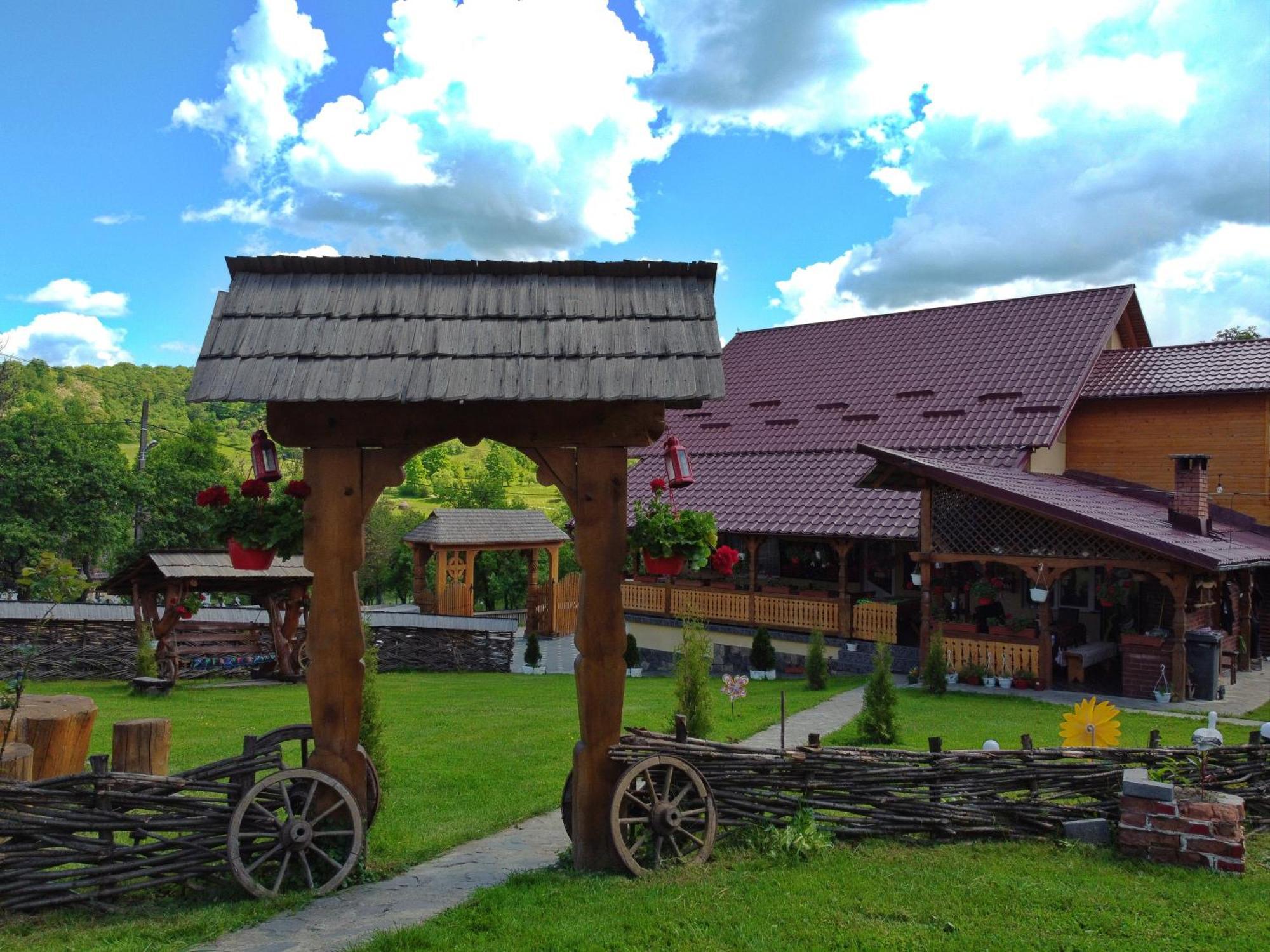 Pensiunea Maramu Breb Exterior photo